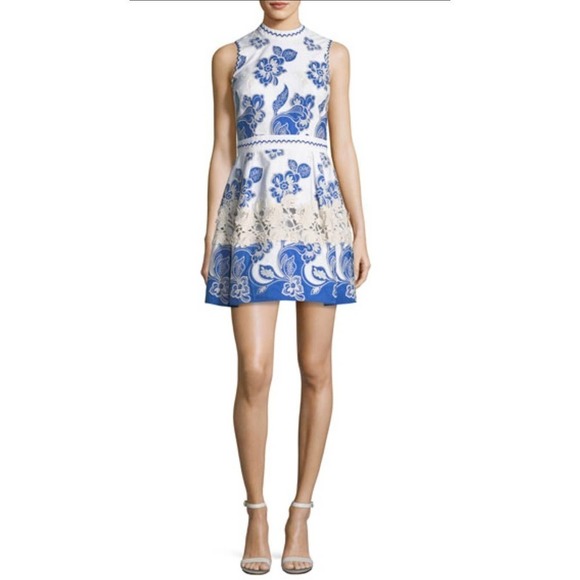Alexis Dresses & Skirts - Alexis Farah High Neck Sleeveless Dress in Santorini Embroidery  Size‎ Small